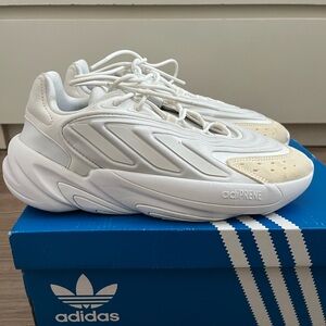 Adidas Ozelia